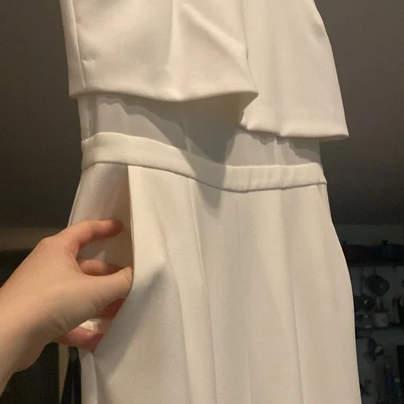 Gorgeous Ivory ***Marciano*** Formal Jump Suit Size 2 As Good As New!!! - Picture 3 of 12